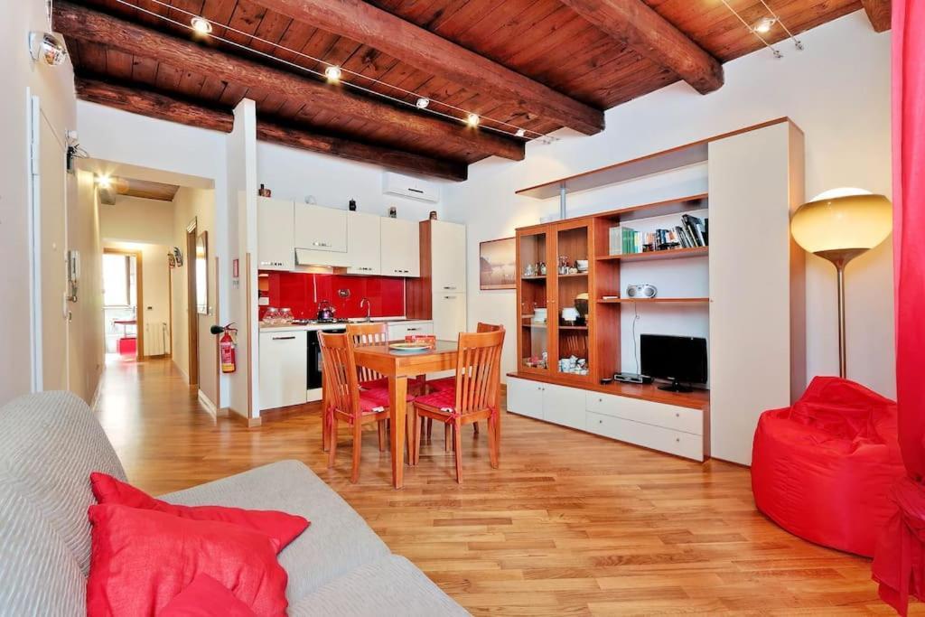 The Red Apartment Řím Exteriér fotografie